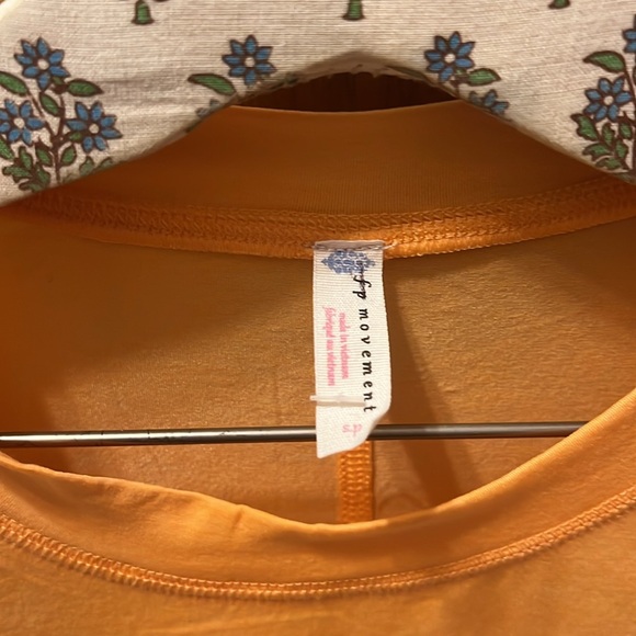 NWOT Free People Movement Cadence Long Sleeve Top - Picture 2 of 9